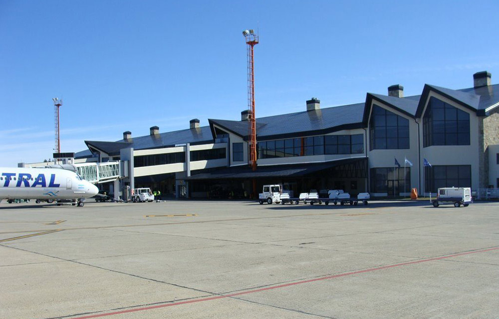 Aeropuerto Internacional “Teniente Luis Candelaria”